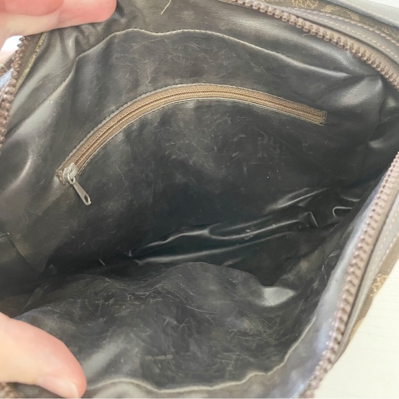 Celine vintage brown C monogram canvas and leather shoulder bag - Picture 9 of 10